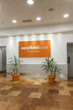 Hotel easyHotel Budapest Oktogon photo 1