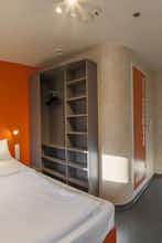 Hotel easyHotel Budapest Oktogon photo 2