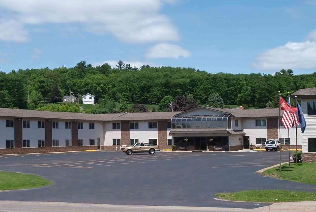 Baymont Iron Mountain