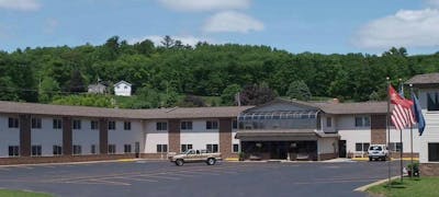 Baymont Iron Mountain
