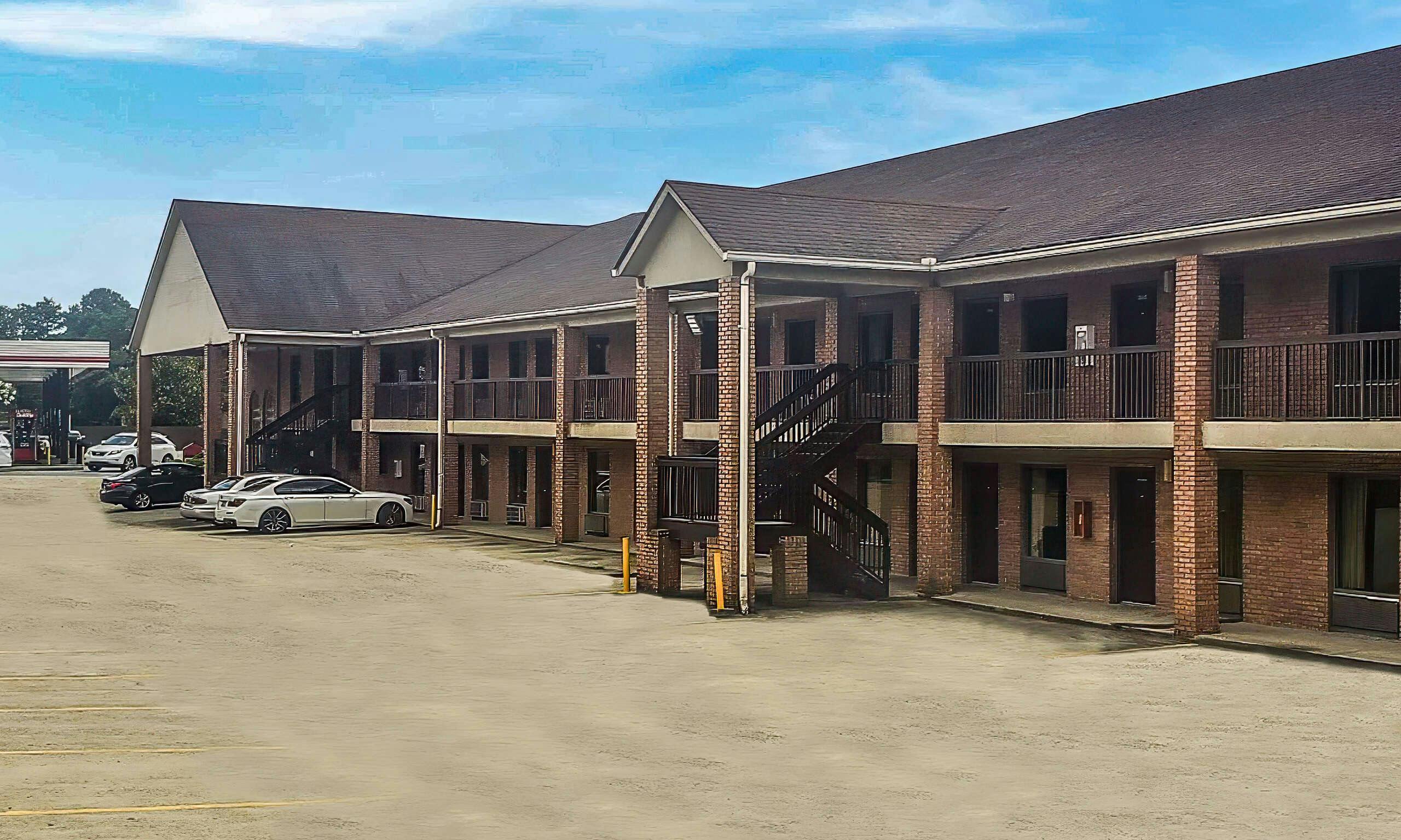 Magnuson Hotel Marietta