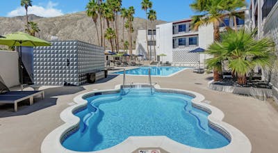 Dunes Hotel