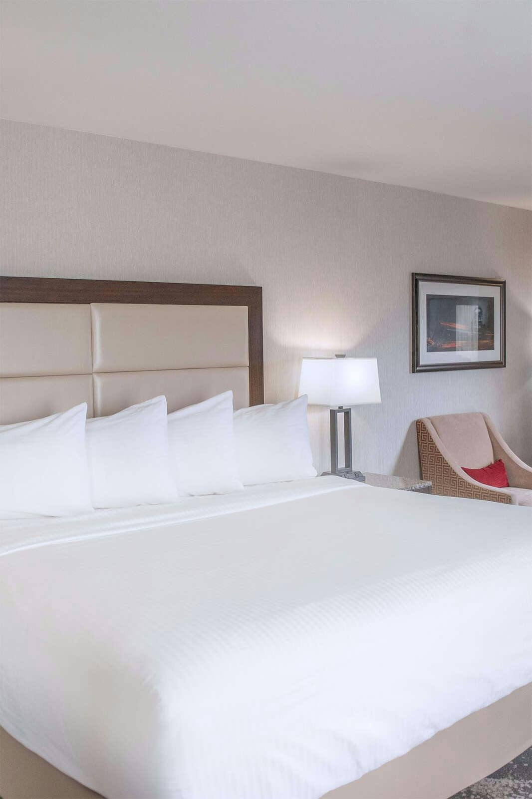 Hotel Madison Concourse Hotel and Governor's Club photo 1