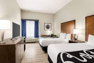 Hotel La Quinta Inn Ste Brwnsville N photo 5