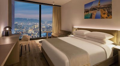 AC Hotel Downtown Los Angeles