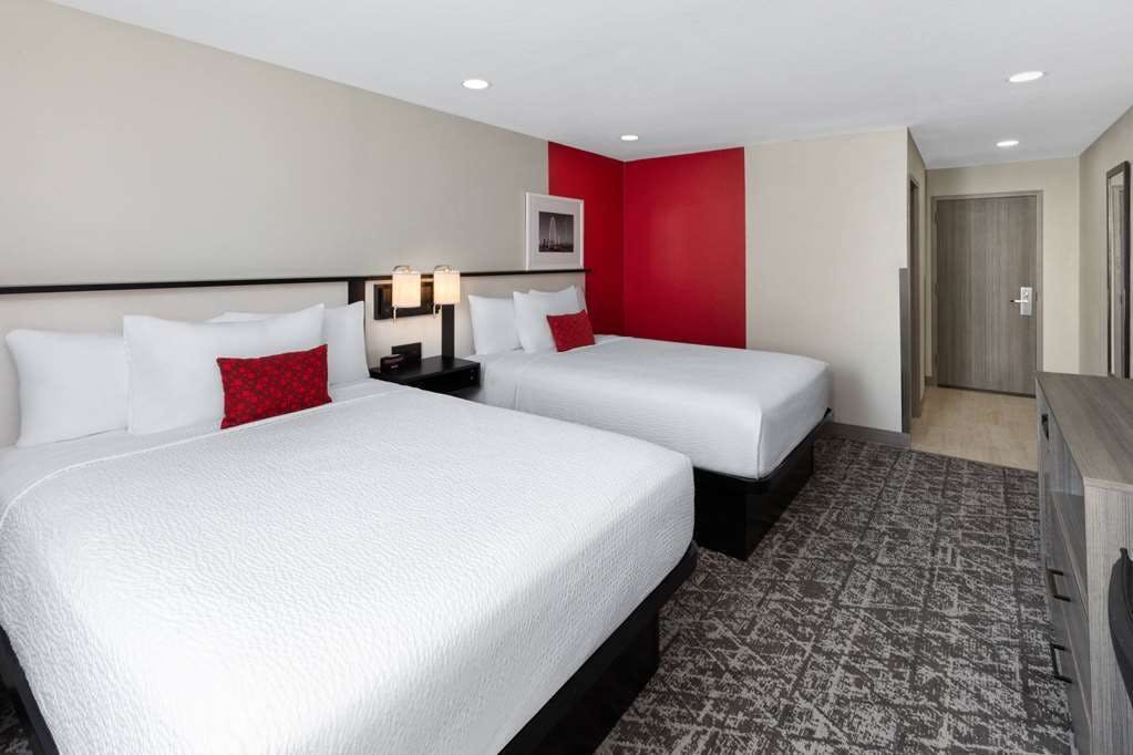 Ramada by Wyndham DFW Airport