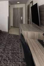 Hotel Ramada DFW Airport photo 1