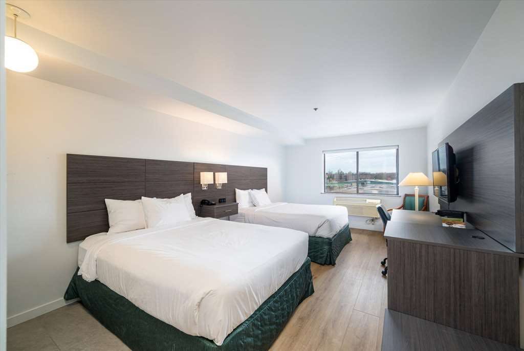 Hotel Baymont by Wyndham Bellingham photo 3