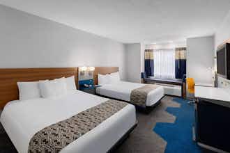 Hotel Microtel Inn & Suites by Wyndham Bowling Green photo 4