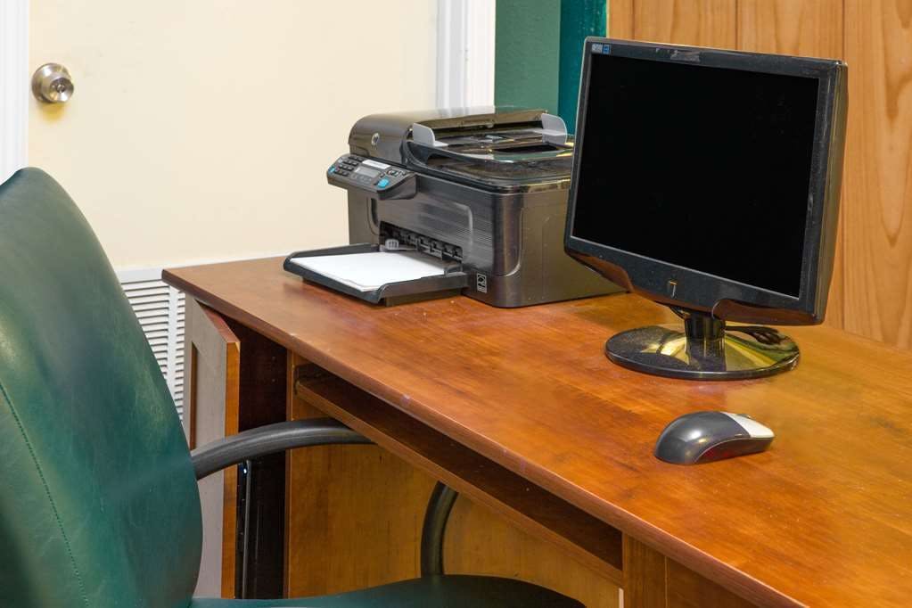 Hotel Super 8 by Wyndham Biloxi photo 4