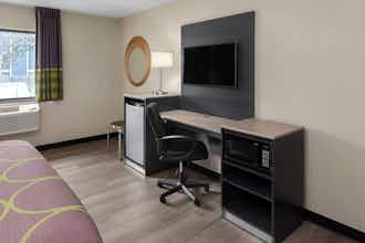 Hotel Super 8 Copley Akron photo 5