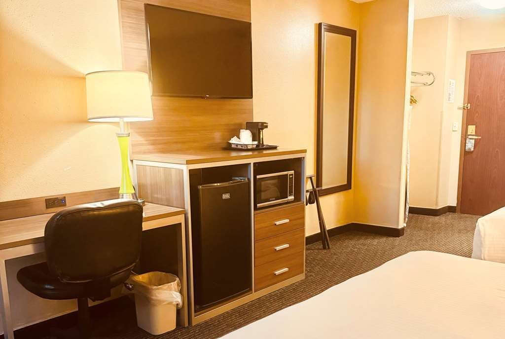 Hotel Super 8 by Wyndham St Charles photo 5