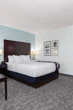 Hotel La Quinta IS Bonita Springs photo 2