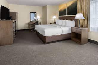 Hotel Days Inn Penn State photo 2