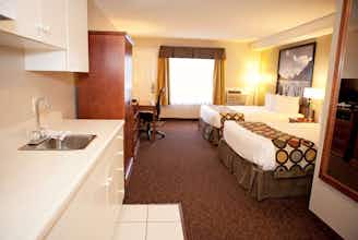 Hotel Super 8 Hotel Suites Cochrane photo 4