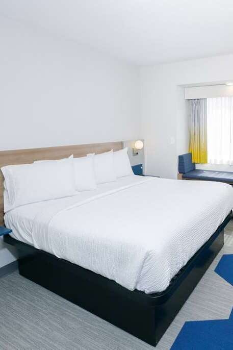 Hotel Microtel Inn & Suites by Wyndham Springville photo 1