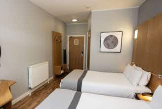 Hotel Ramada Belfast City Center photo 5