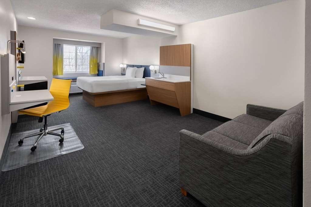 Hotel Microtel Inn & Suites by Wyndham Dover photo 1