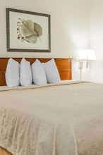 Hotel Baymont Indianapolis EastX photo 1