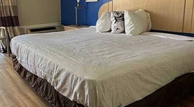 Travelodge by Wyndham Lumberton