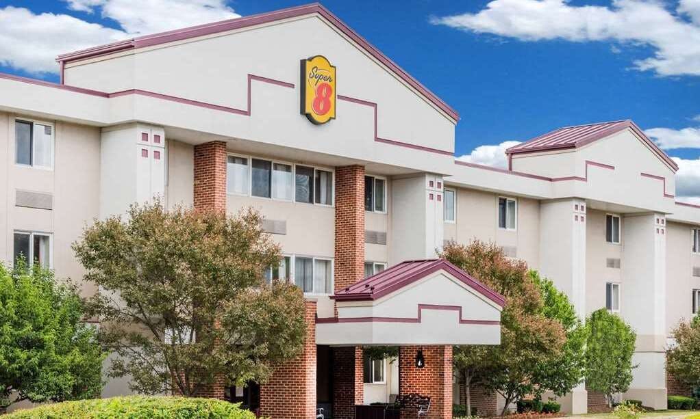 Super 8 by Wyndham State College