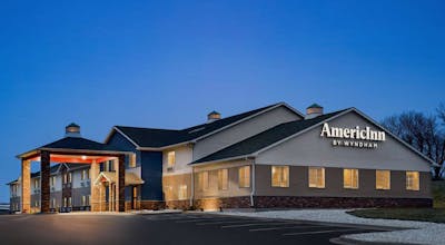 AmericInn Williamsburg