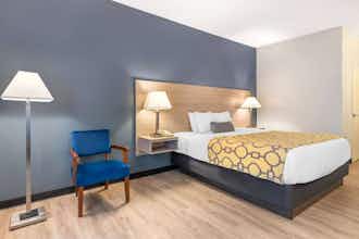 Hotel Baymont Inn and Suite Kennesaw photo 1