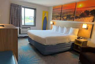 Hotel Days Inn and Suites Des Moines photo 3