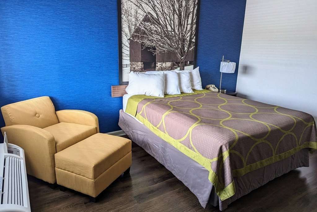 Hotel Super 8 by Wyndham Wytheville photo 3