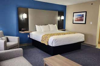 Hotel Baymont I S Davenport photo 1