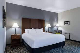 Hotel La Quinta Inn & Suites by Wyndham Morgantown photo 4