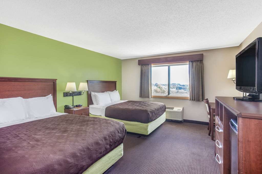 Hotel AmericInn Stillwater photo 2