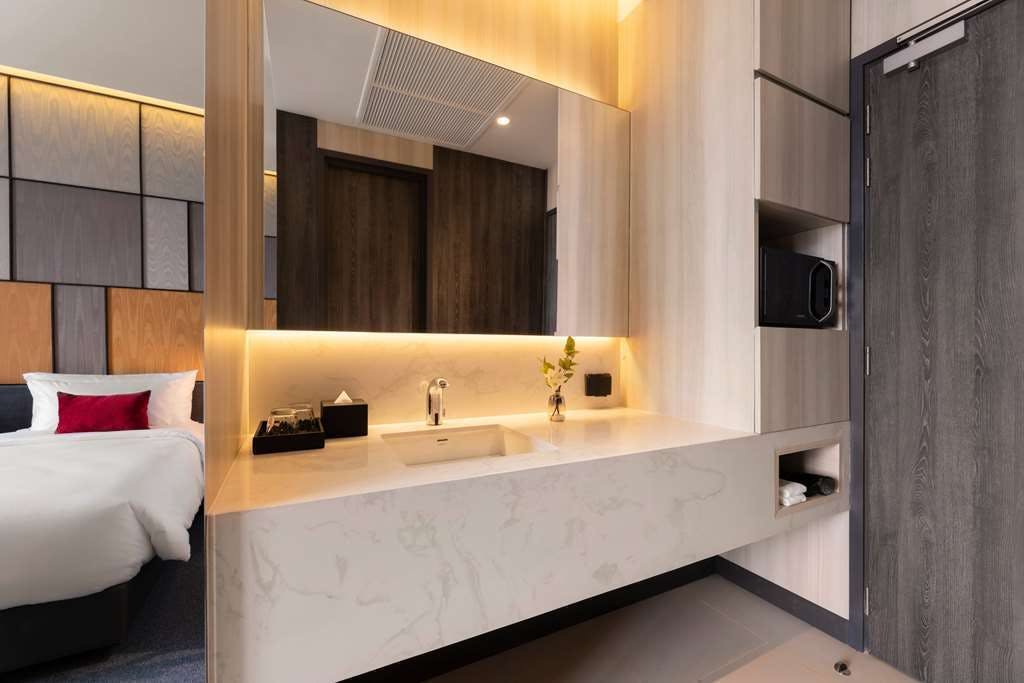 Hotel Ramada Plz Sukhumvit 48 photo 5