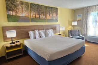 Hotel Days Inn Greensboro NC photo 1