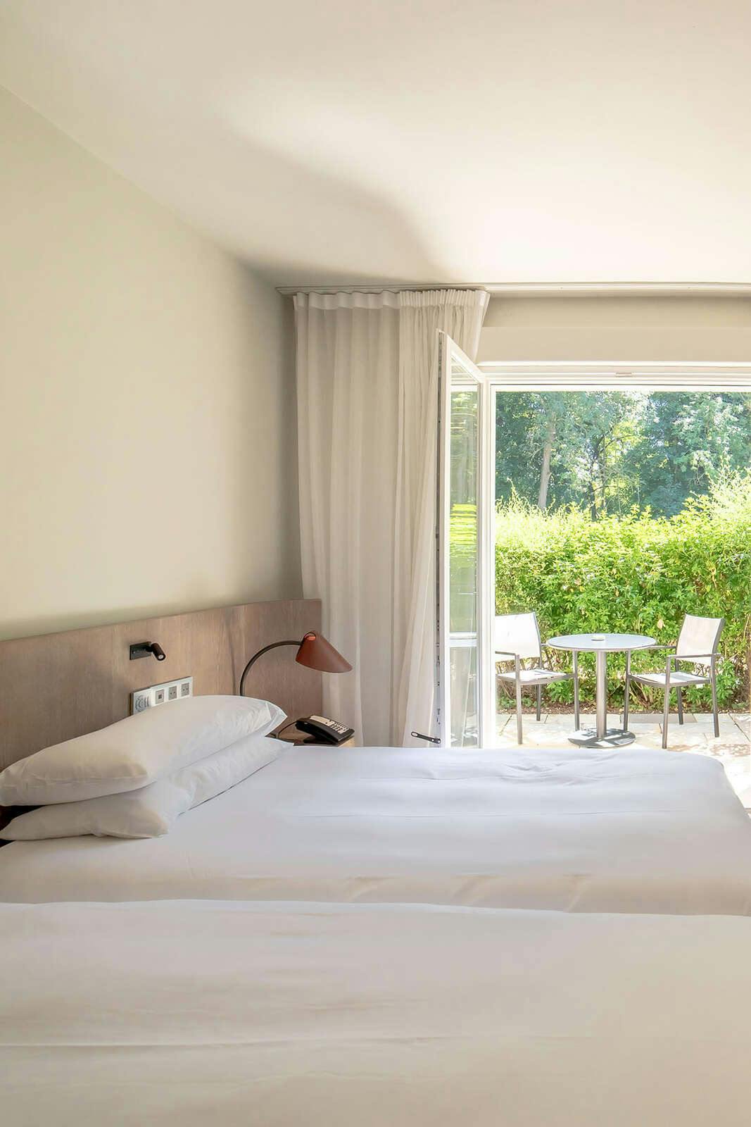 Hotel Le Grand Pavillon Chantilly photo 3