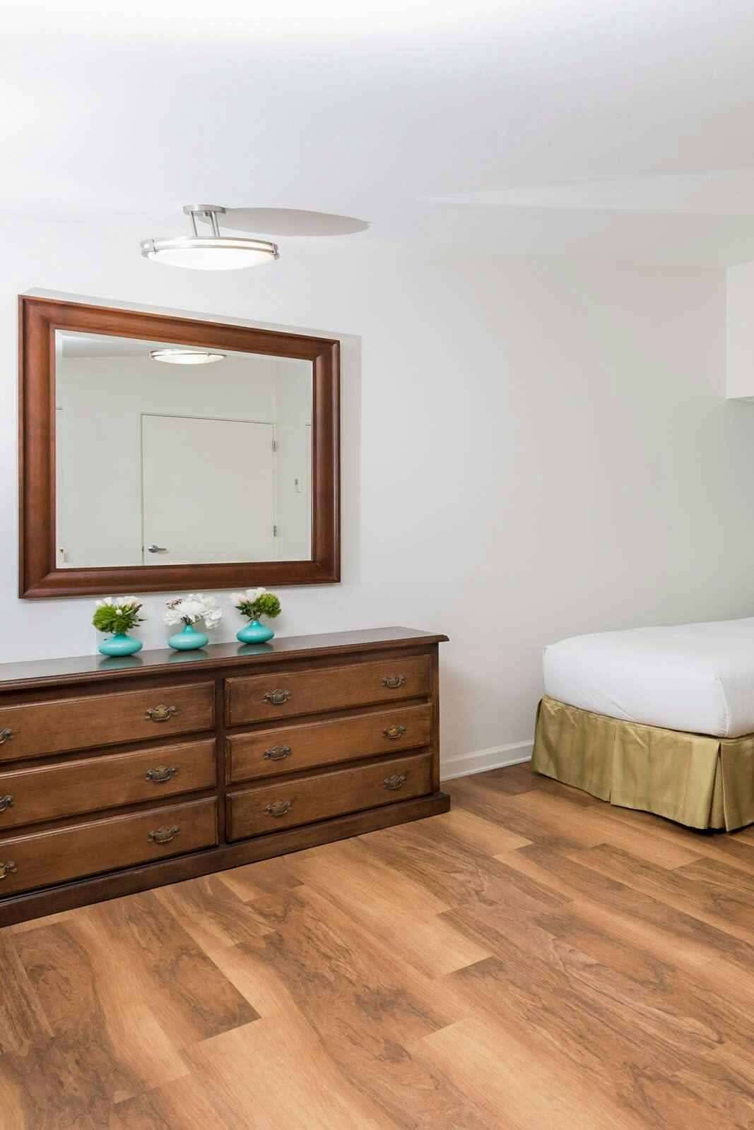 Hotel La Jolla Beach and Tennis Club photo 2