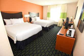 Hotel AmericInn Topeka photo 3