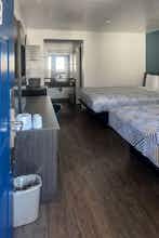 Hotel Motel 6 Westminster, CA - North photo 3