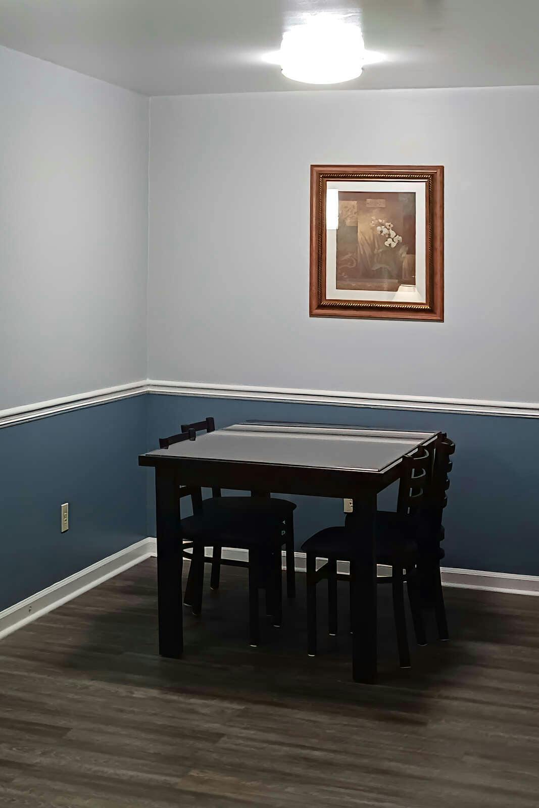 Hotel HomeTowne Studios Huntsville - Madison photo 4