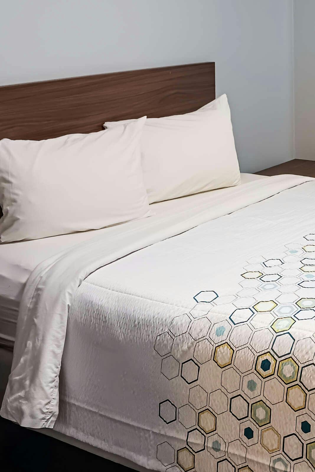 Hotel HomeTowne Studios Huntsville - Madison photo 1