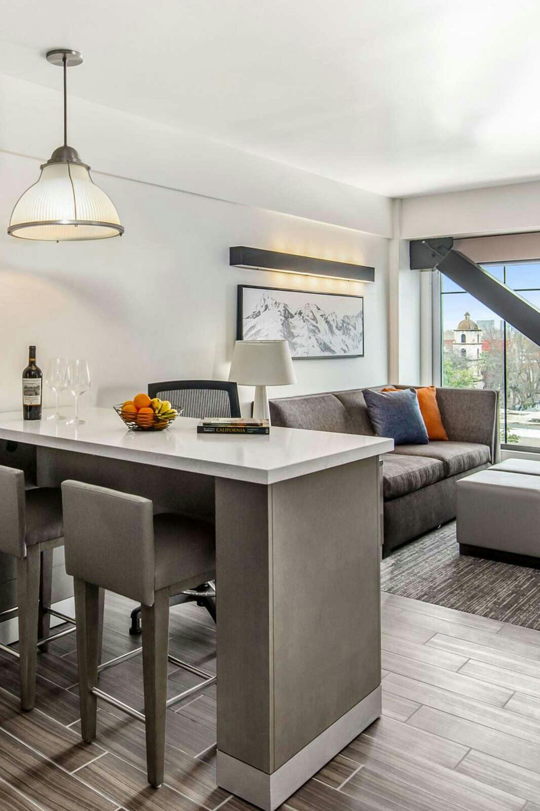 Hotel Hyatt House Sacramento Midtown photo 3