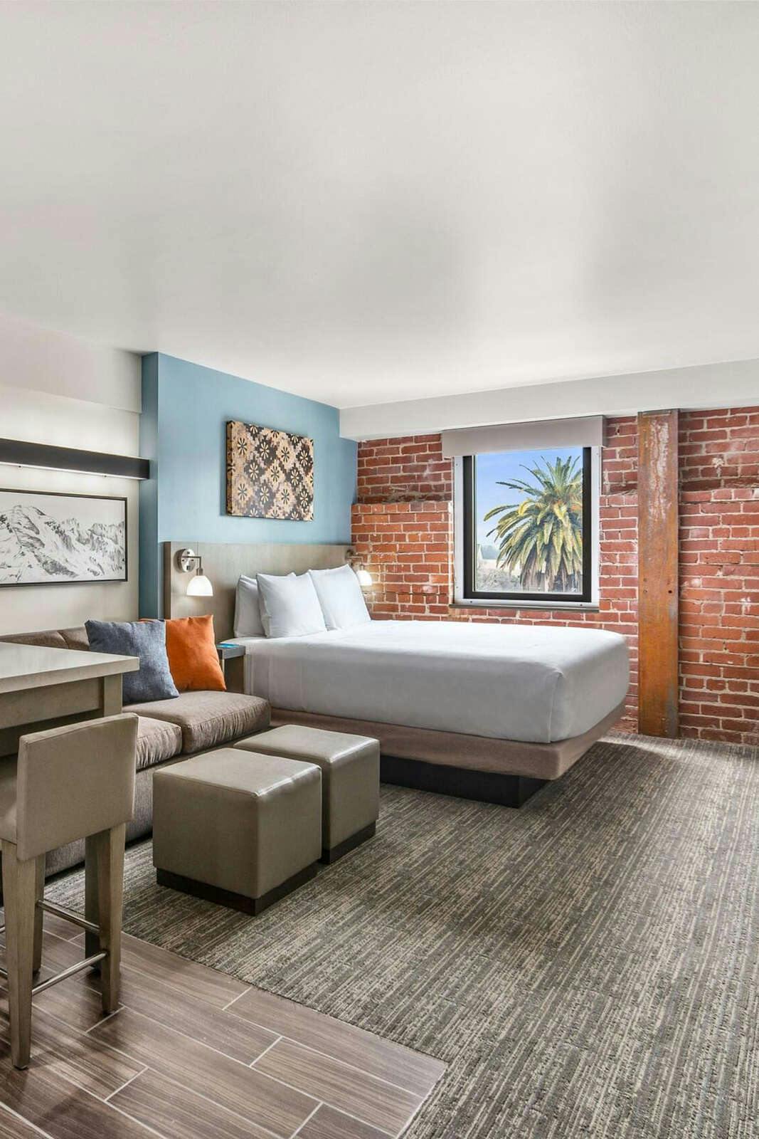 Hotel Hyatt House Sacramento Midtown photo 2