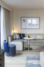 Hotel The Morrow Washington DC, Curio Collection by Hilton photo 1