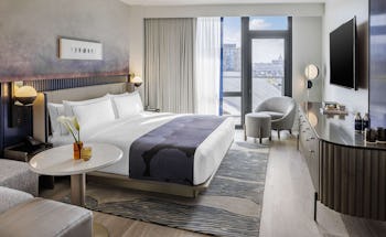 The Morrow Washington DC, Curio Collection by Hilton