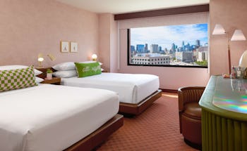 Downright Austin, A Renaissance Hotel