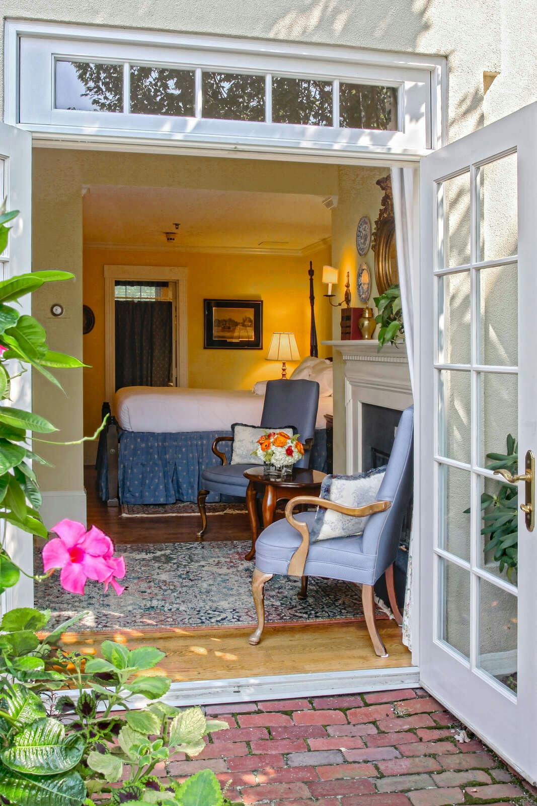 Hotel Francis Malbone House photo 2