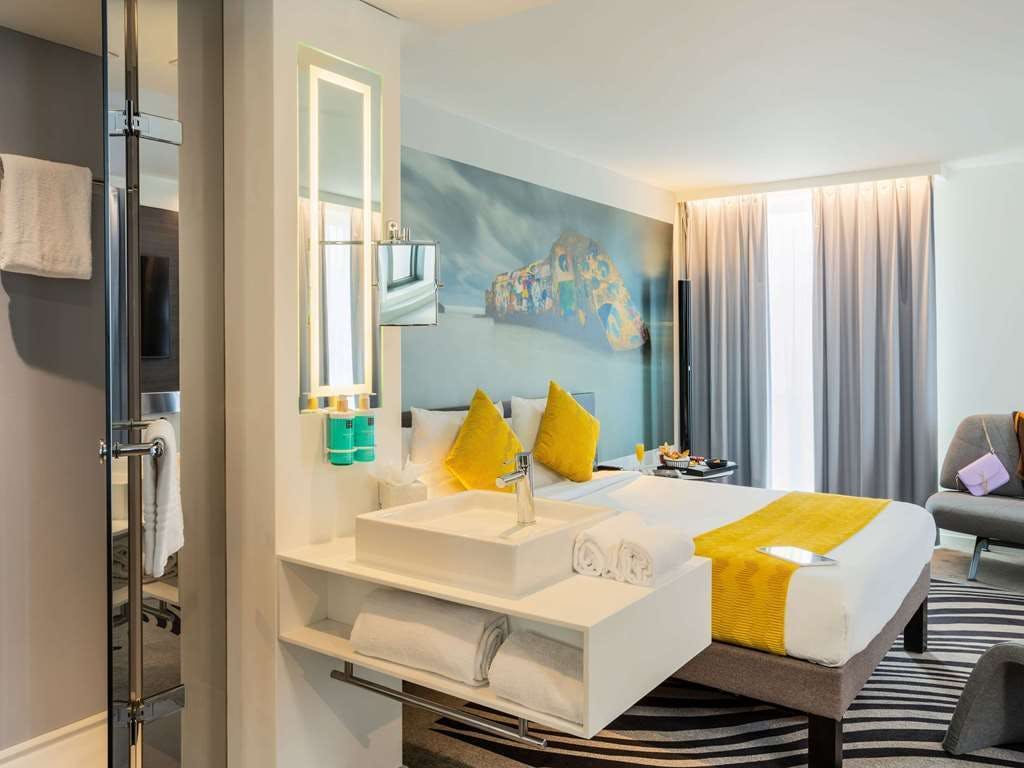 Hotel Novotel Paris Coeur D'orly Airport photo 3