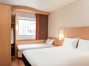 Hotel Ibis Paris La Défense Esplanade photo 1