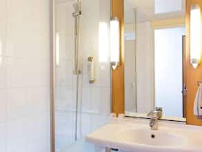 Hotel Ibis Paris La Défense Esplanade photo 4