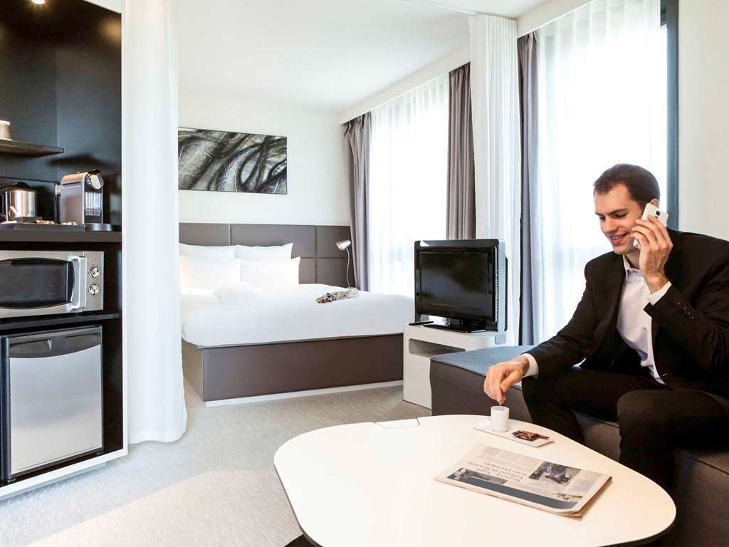 Hotel Novotel Suites Paris Issy Les Moulineaux photo 1